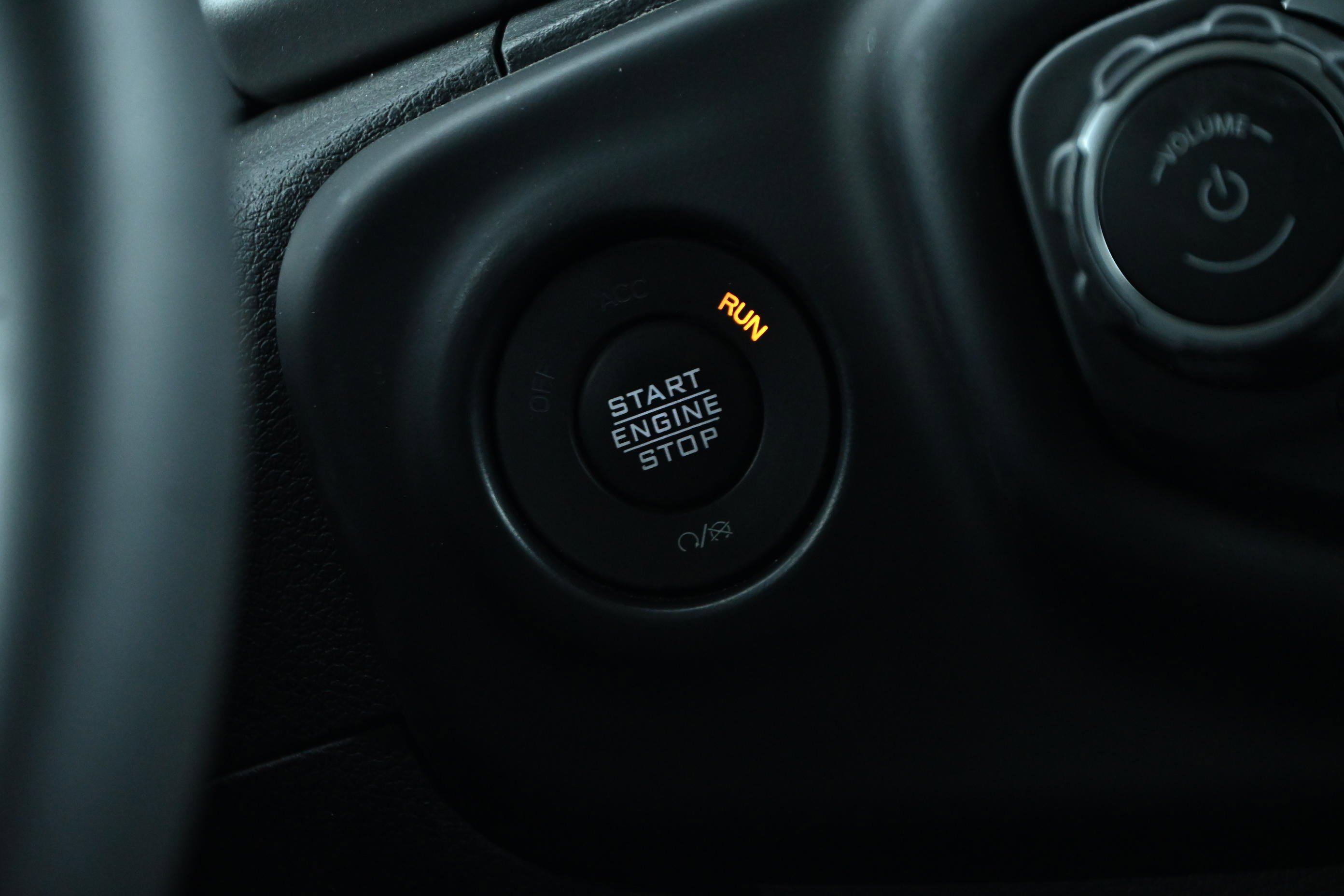 Used 2023 Jeep Wrangler Unlimited Sport image 27