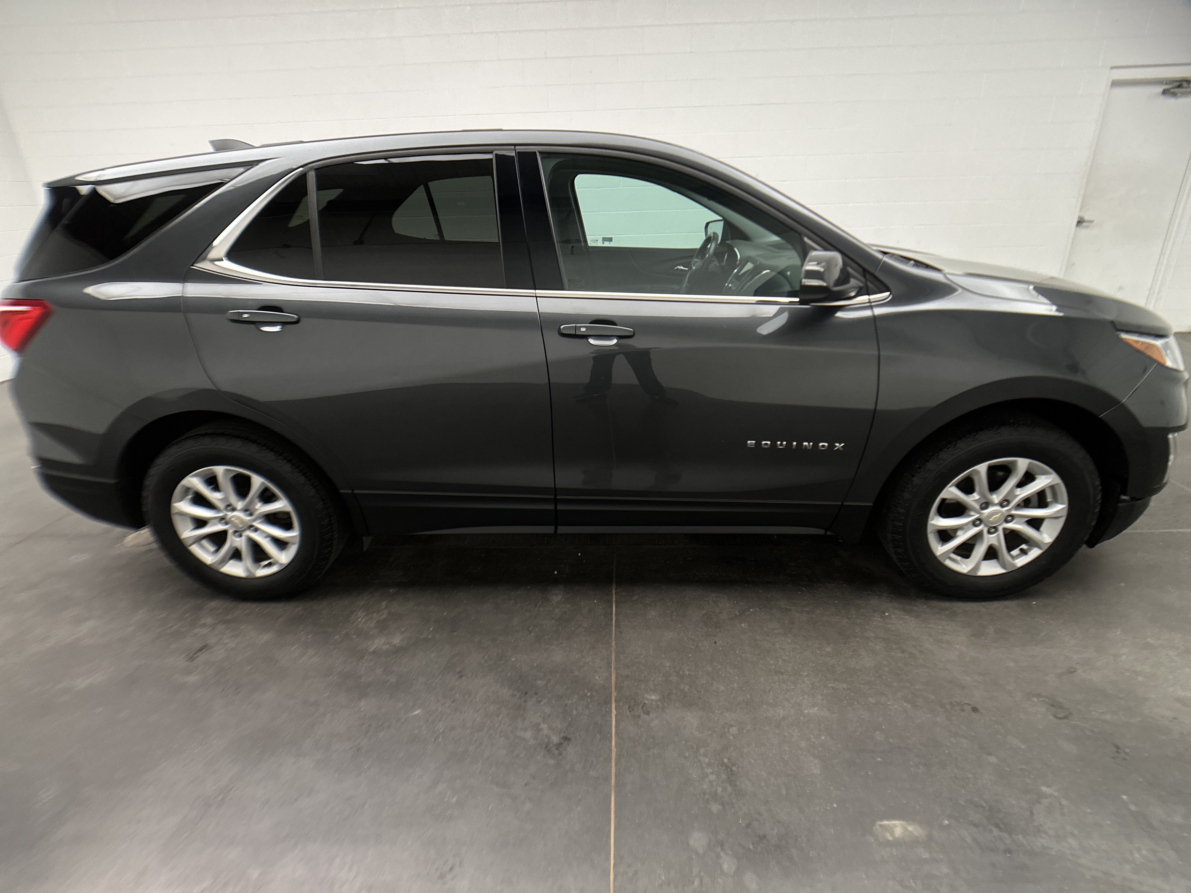 Used 2019 Chevrolet Equinox LT AWD/4WD image 10