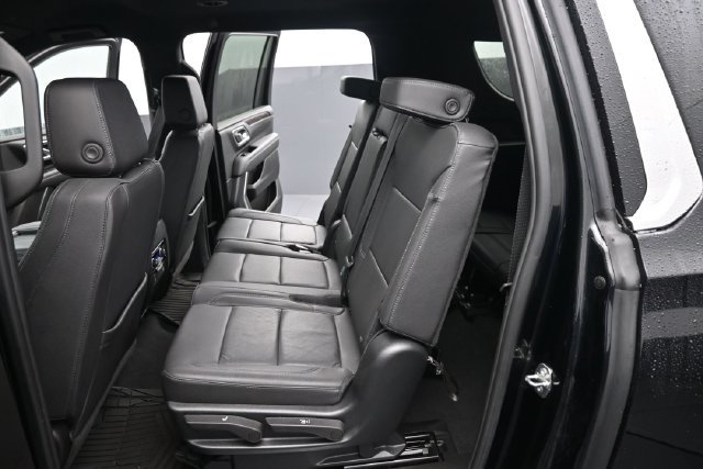 Used 2023 Chevrolet Suburban LT AWD/4WD image 13