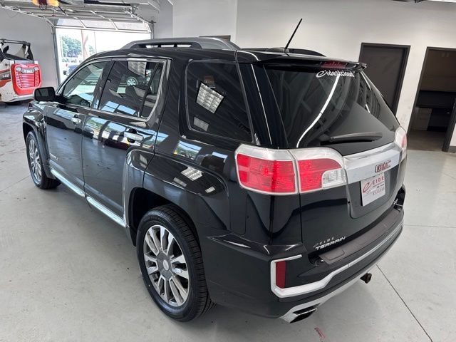 Used 2017 GMC Terrain Denali AWD/4WD image 11