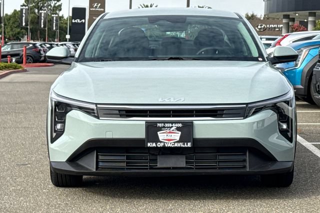 Certified 2025 Kia K4 FWD image 11