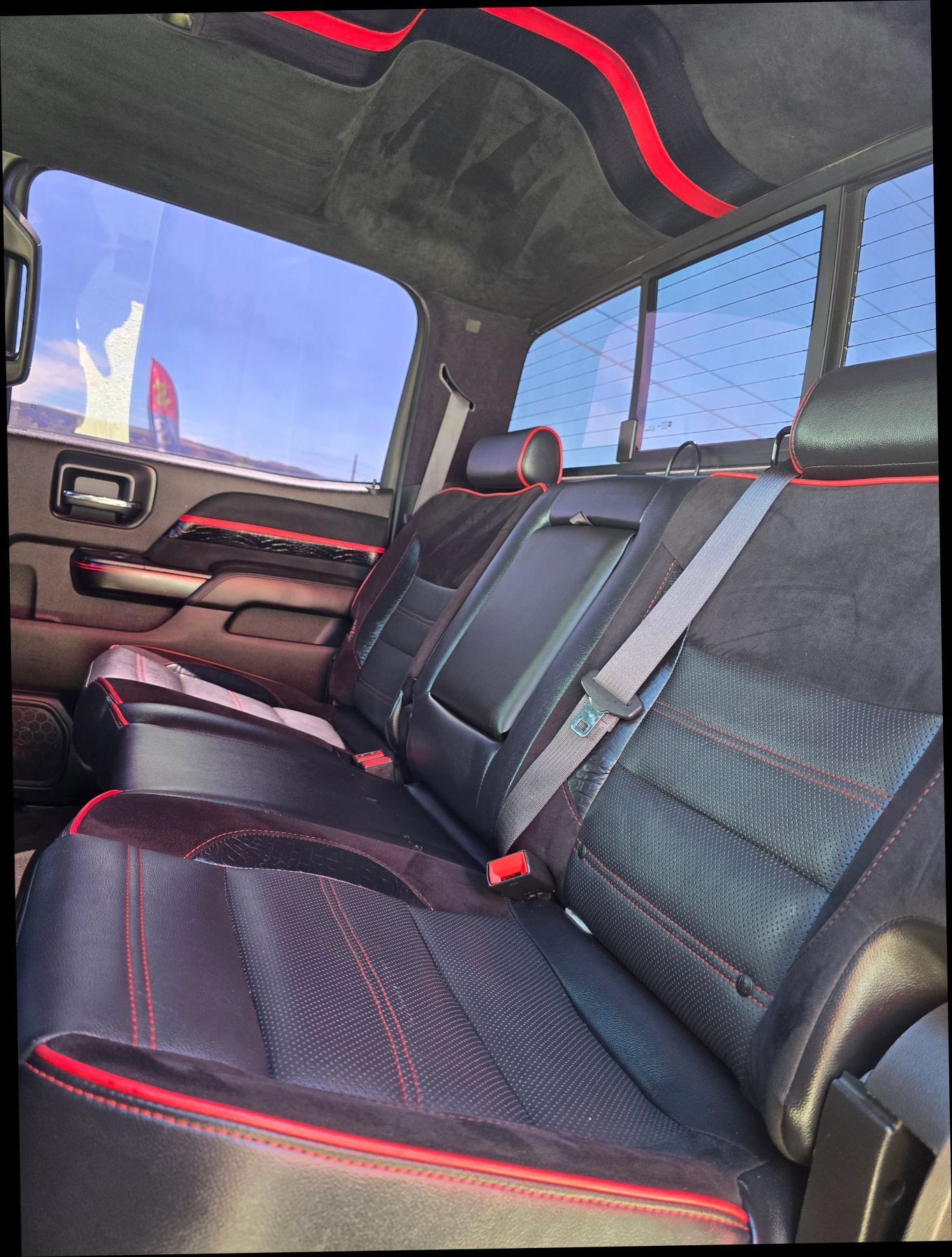 Used 2015 GMC Sierra 3500 Denali w/ Duramax Plus Package AWD/4WD image 18