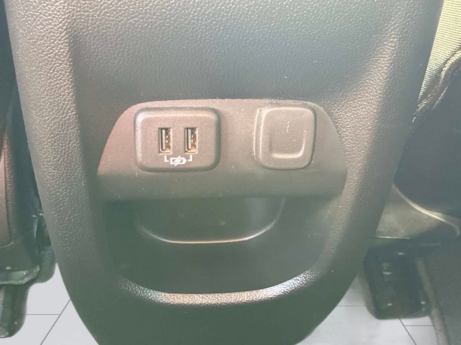 Used 2022 Chevrolet Colorado ZR2 AWD/4WD image 24