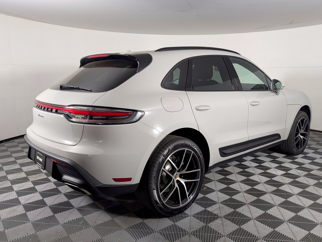 New 2026 Porsche Macan AWD/4WD image 7
