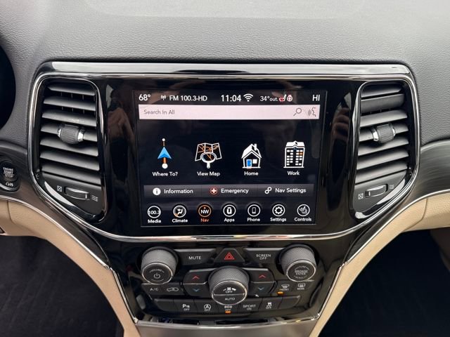 Used 2020 Jeep Grand Cherokee Limited w/ Luxury Group II image 18