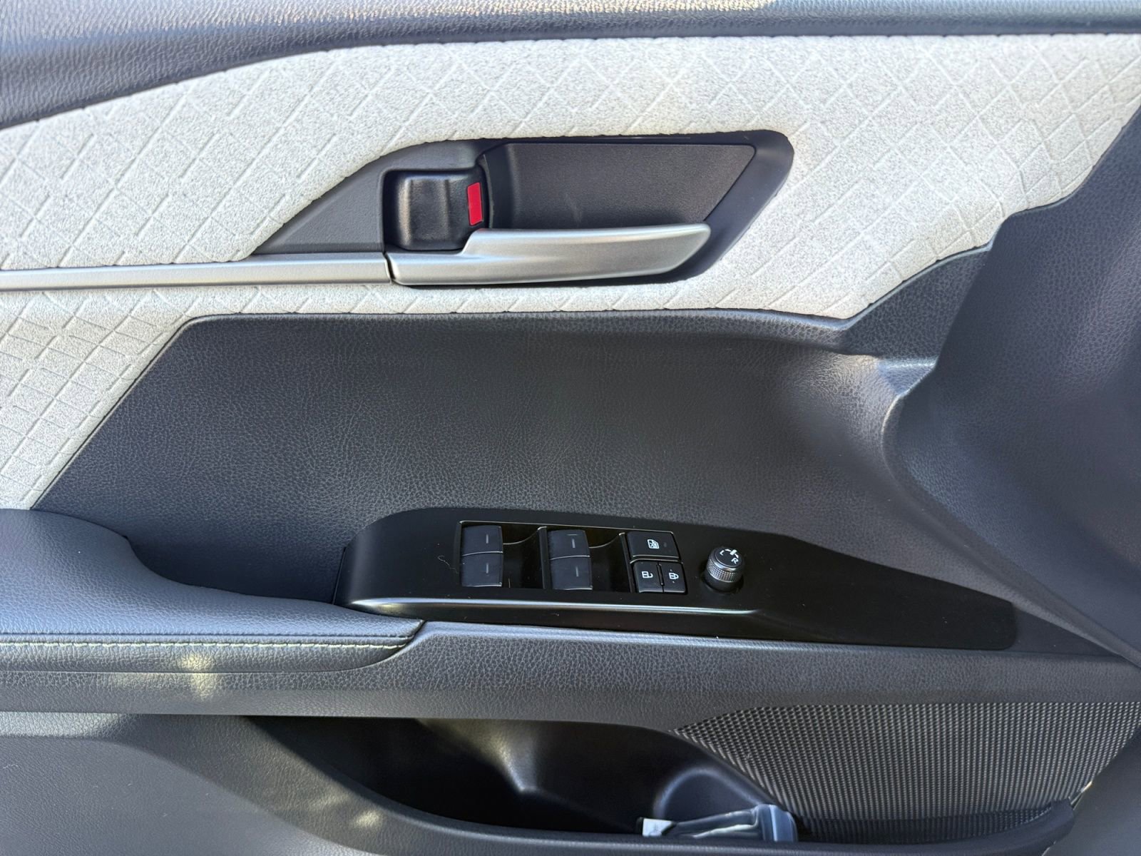 New 2026 Toyota Camry XLE FWD image 18