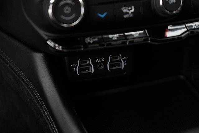 Used 2021 Dodge Durango SXT w/ 3rd Row Seating Group image 31