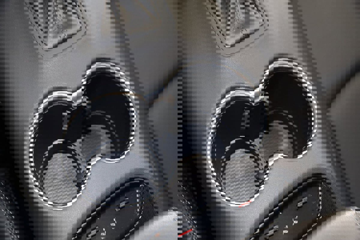 Used 2023 Toyota Venza XLE image 26