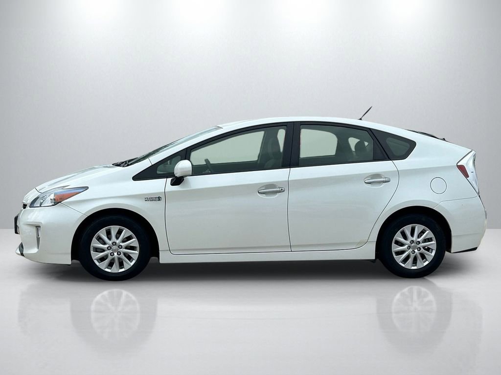 Used 2014 Toyota Prius Plug-In Hybrid FWD image 8