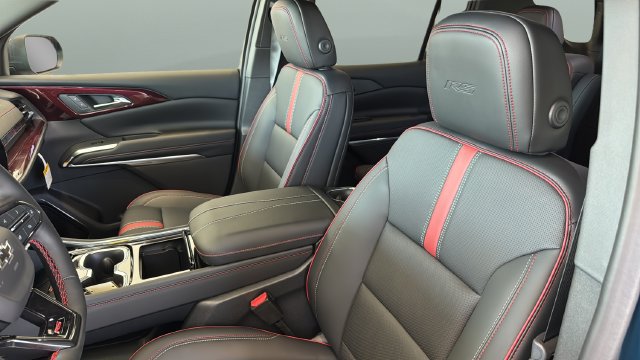 New 2027 Chevrolet Traverse RS w/ LPO, Floor Liner Package AWD/4WD image 14