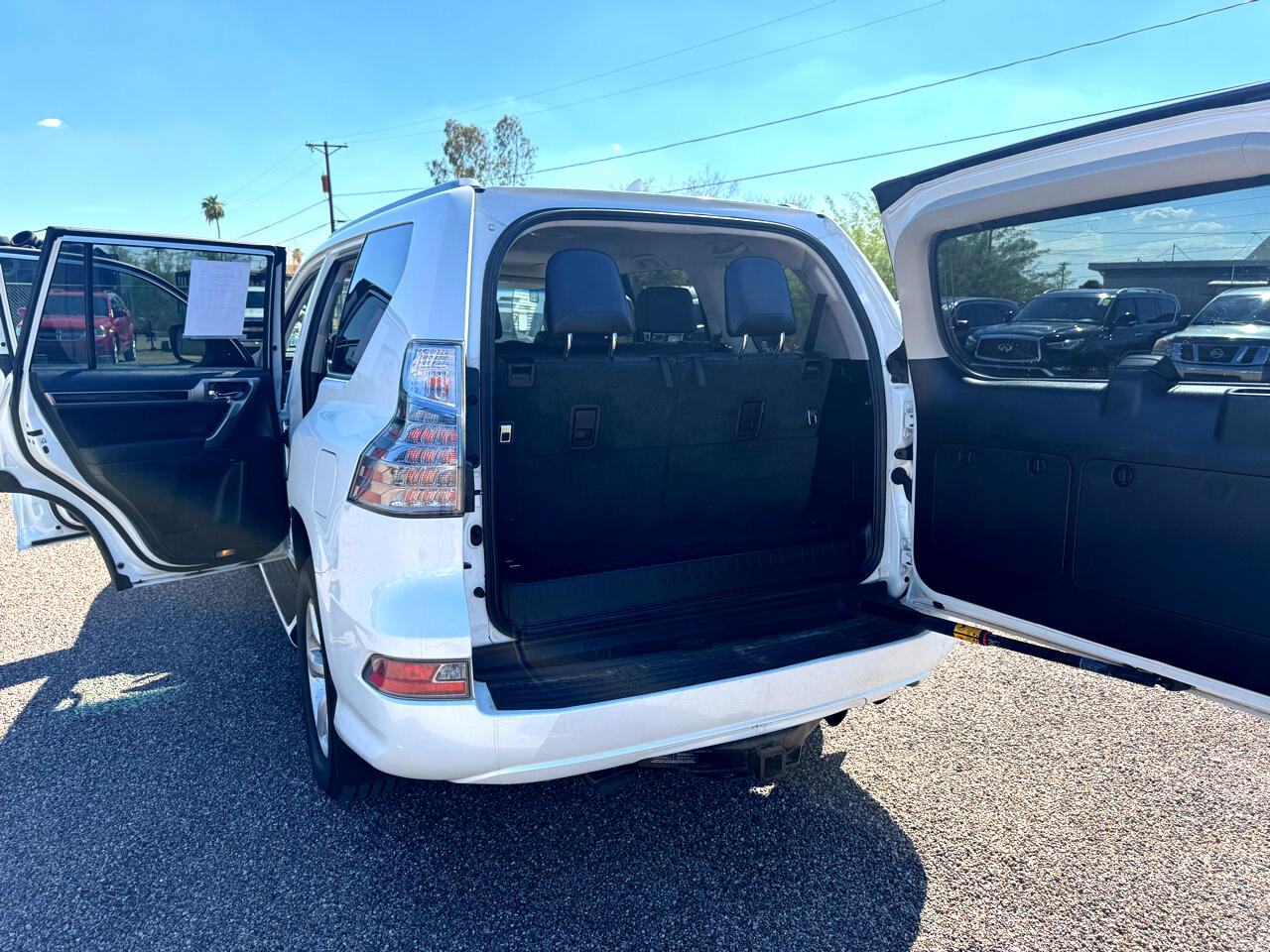 Used 2017 Lexus GX 460 image 26