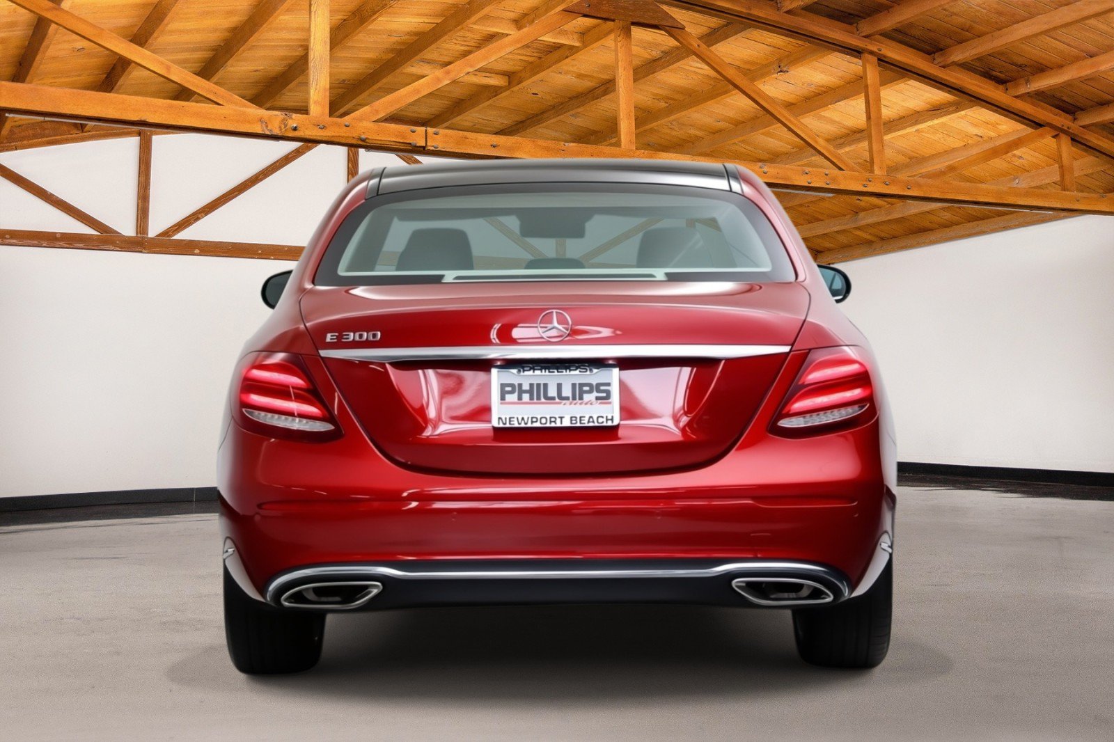 Used 2017 Mercedes-Benz E 300 image 4