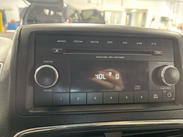 Used 2012 Dodge Grand Caravan SE FWD image 17