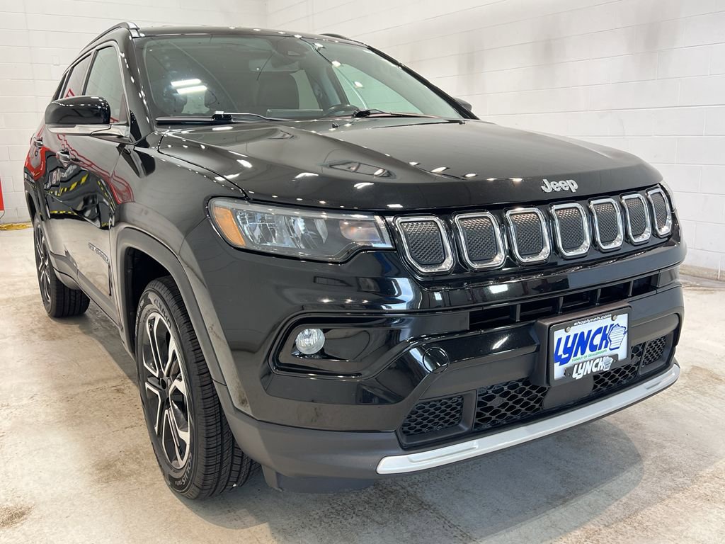 Used 2022 Jeep Compass Limited image 39