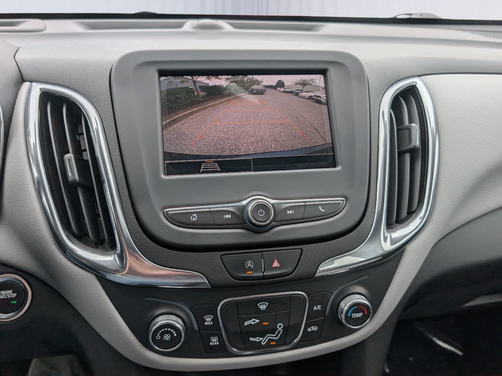 Certified 2022 Chevrolet Equinox LS FWD image 27
