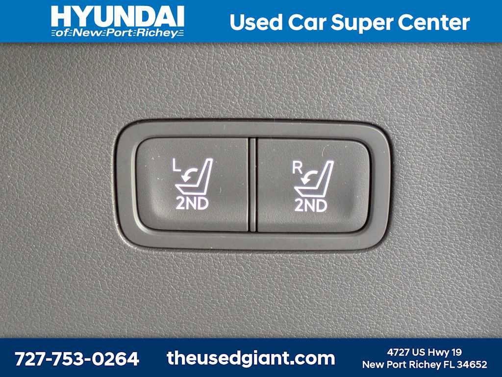 Used 2024 Hyundai Santa Fe SE image 14