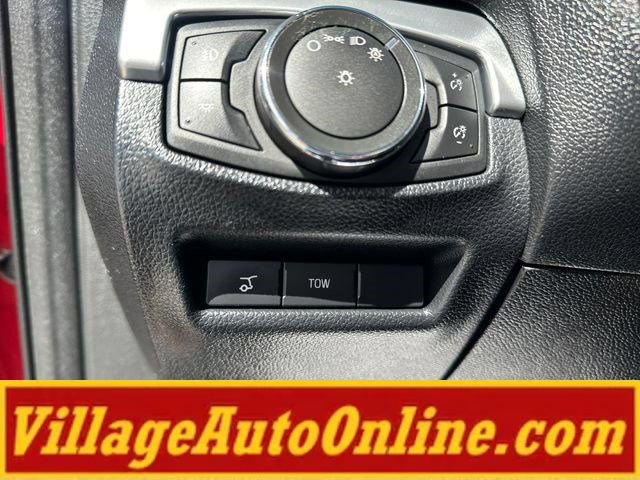 Used 2017 Ford Explorer Limited w/ Equipment Group 301A AWD/4WD image 35