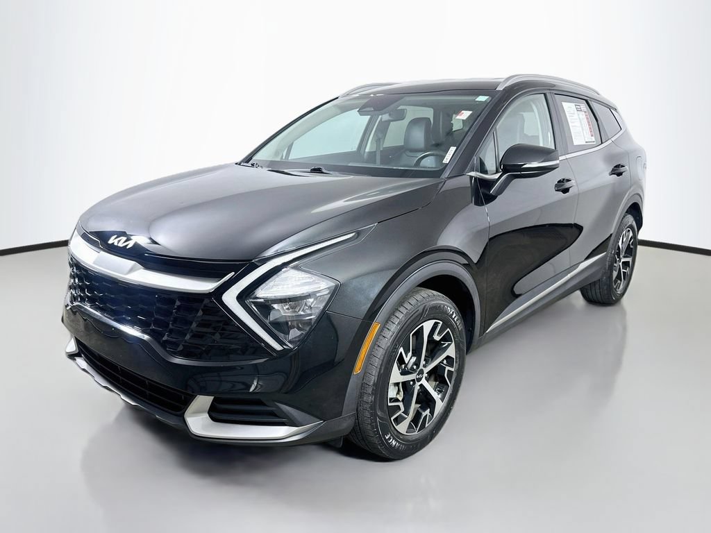 Used 2023 Kia Sportage EX AWD/4WD image 3