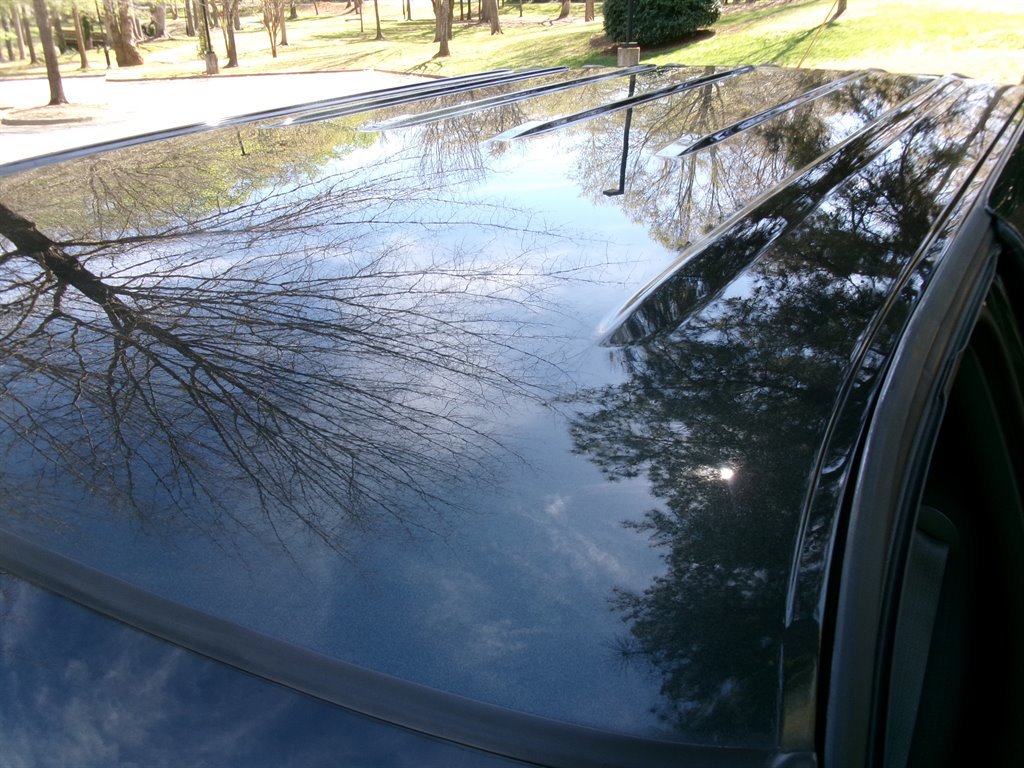 Used 2003 Chevrolet Avalanche 4x4 w/ Suspension Package, Off-Road image 9