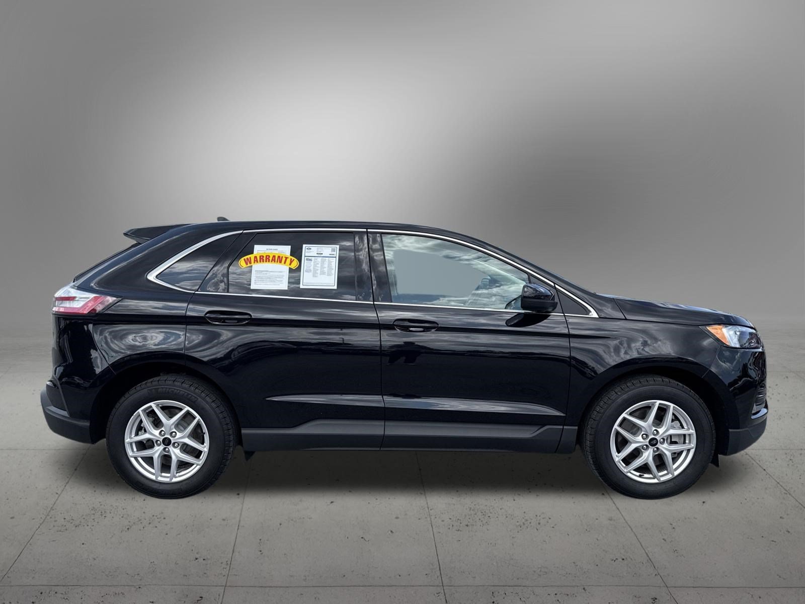 Used 2023 Ford Edge SEL w/ Convenience Package AWD/4WD image 5