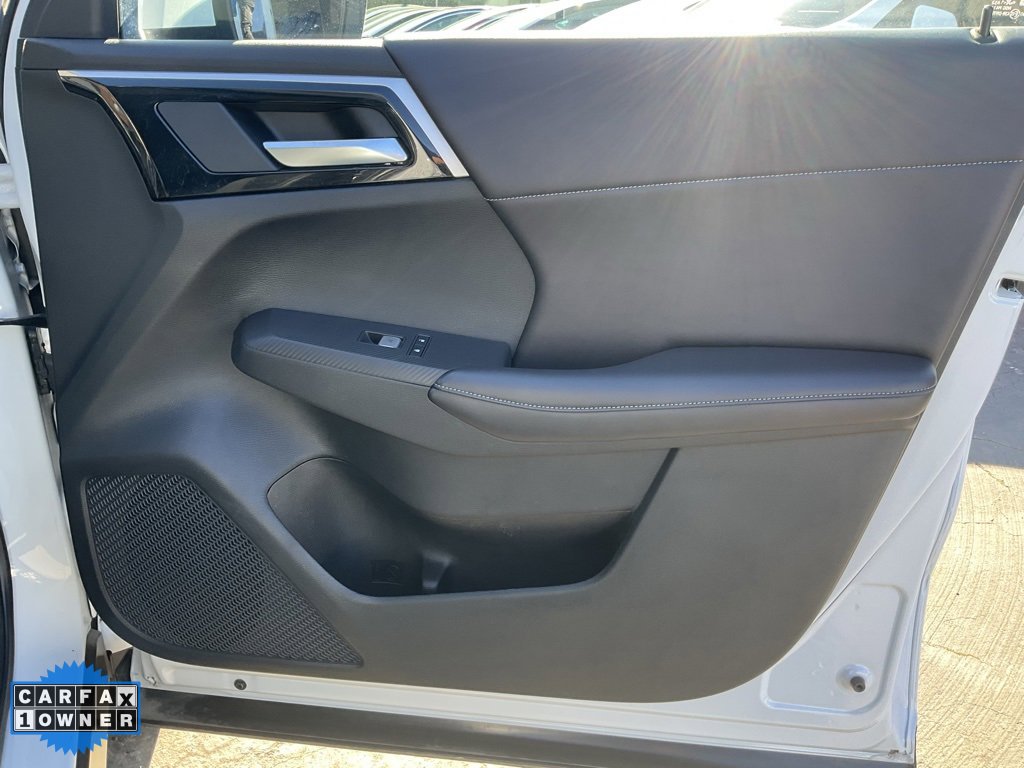 Used 2023 Mitsubishi Outlander SE image 70