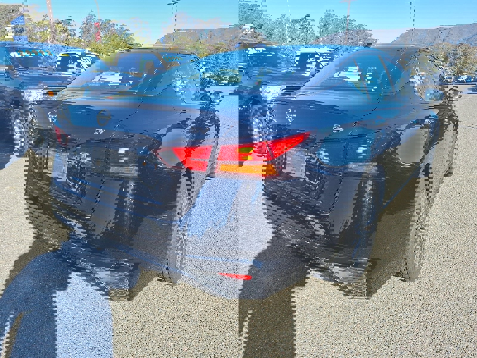 Used 2024 Nissan Altima 2.5 SV image 5