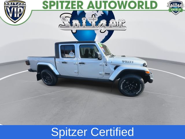 Used 2022 Jeep Gladiator Willys image 2