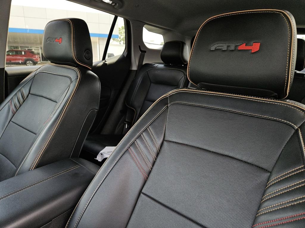 Used 2023 GMC Terrain AT4 image 24