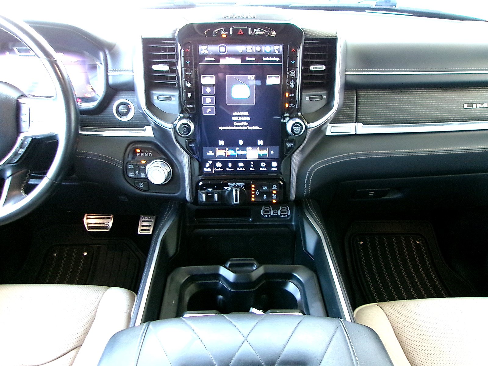 Used 2024 RAM 1500 Limited AWD/4WD image 15