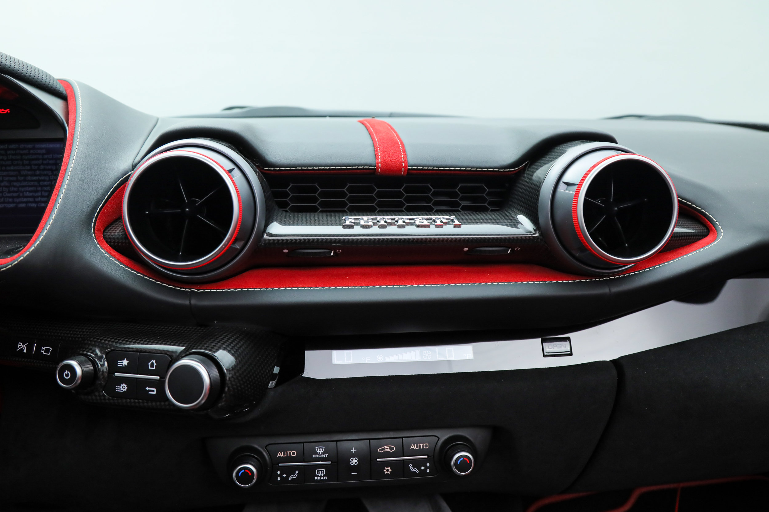 Certified 2022 Ferrari 812 GTS RWD image 34