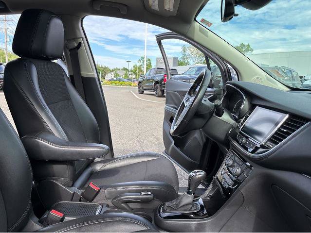 Used 2019 Buick Encore Sport Touring AWD/4WD image 25