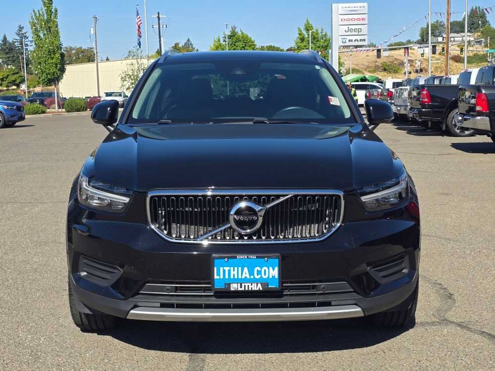 Used 2019 Volvo XC40 T5 Momentum AWD/4WD image 8