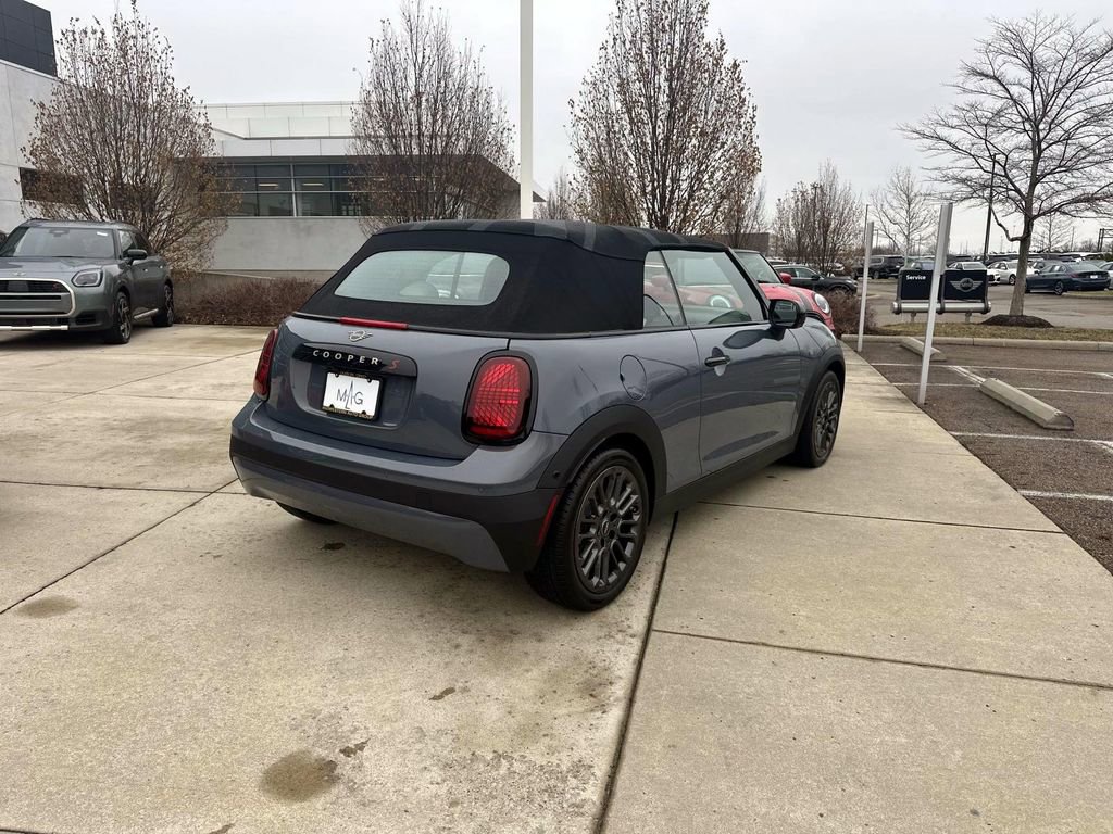 Certified 2025 MINI Cooper S image 7