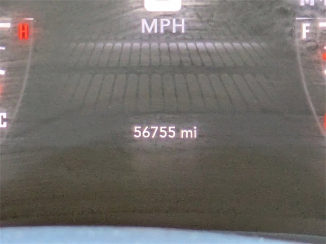 Used 2020 Dodge Challenger SXT image 21