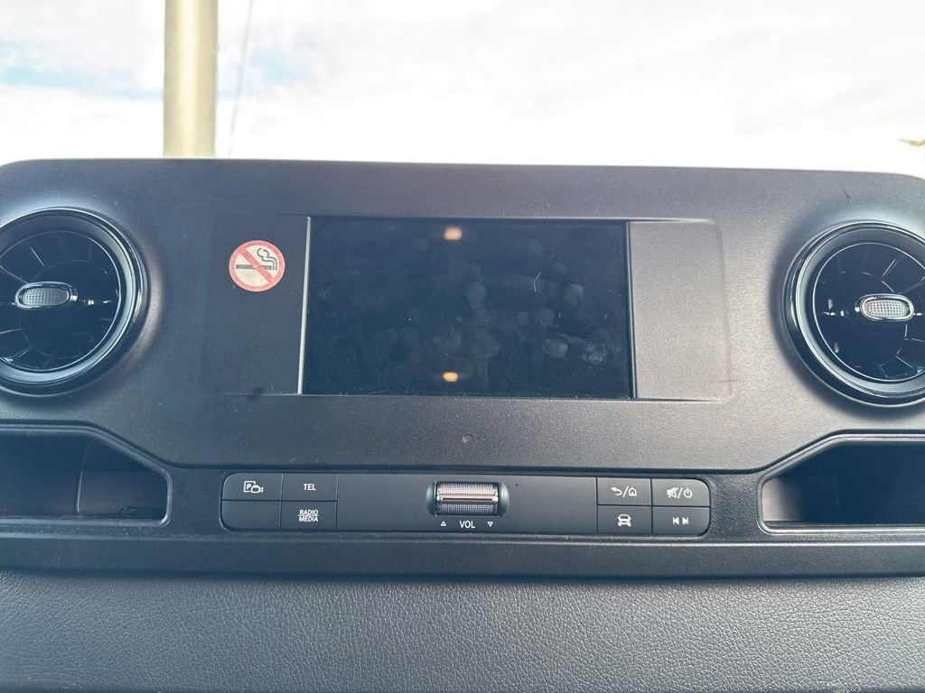 Used 2024 Mercedes-Benz Sprinter 2500 image 19