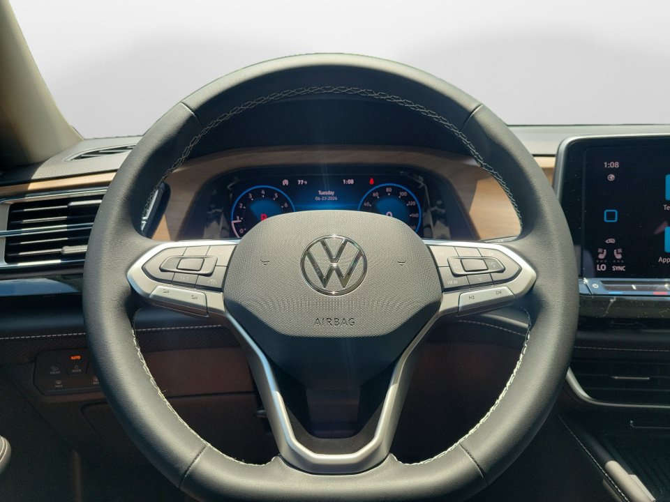 New 2026 Volkswagen Atlas SE FWD image 10