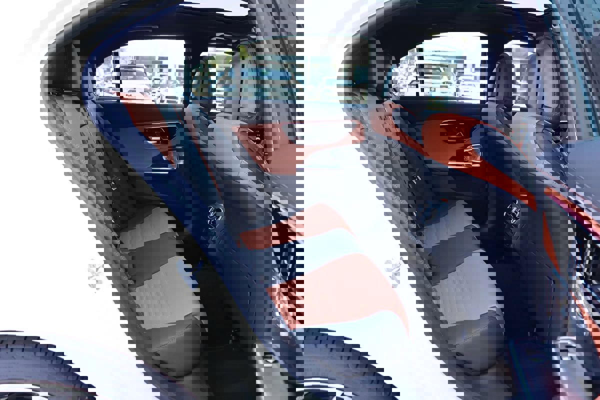 Used 2025 Mercedes-Benz C 300 Sedan image 39