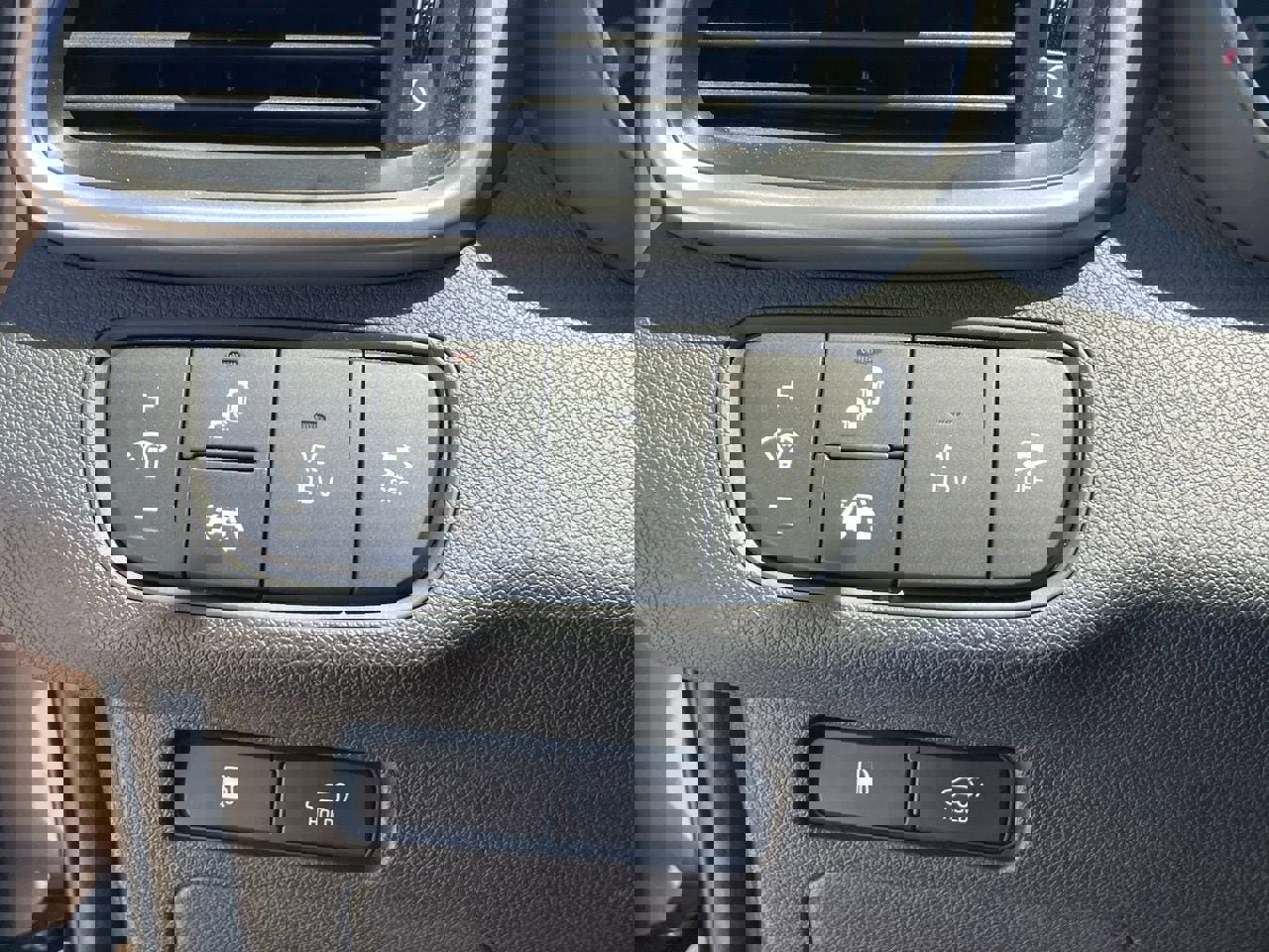 Used 2019 Kia Sorento EX w/ EX Touring Package image 7