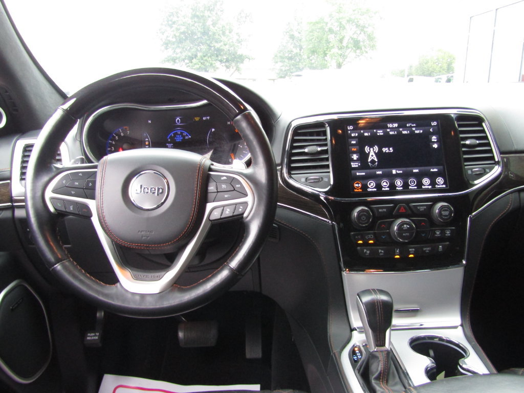 Used 2021 Jeep Grand Cherokee Summit AWD/4WD image 5