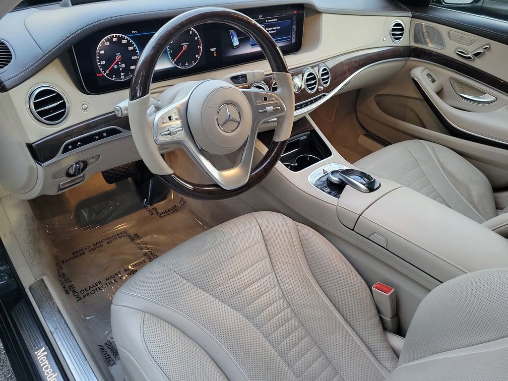 Used 2018 Mercedes-Benz S 560 Sedan image 23