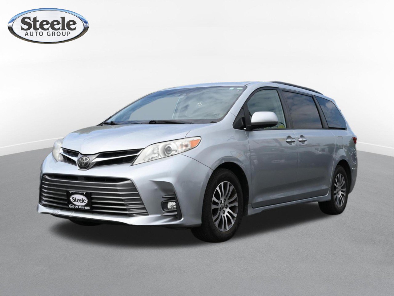Used 2019 Toyota Sienna XLE