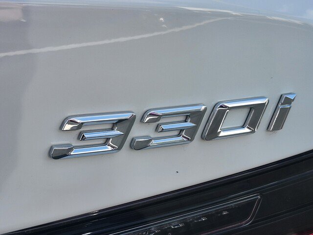 Certified 2025 BMW 330i Sedan w/ Premium Package image 20