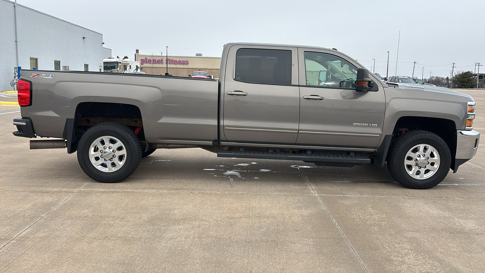 Used 2017 Chevrolet Silverado 2500 LT w/ LT Convenience Package image 10