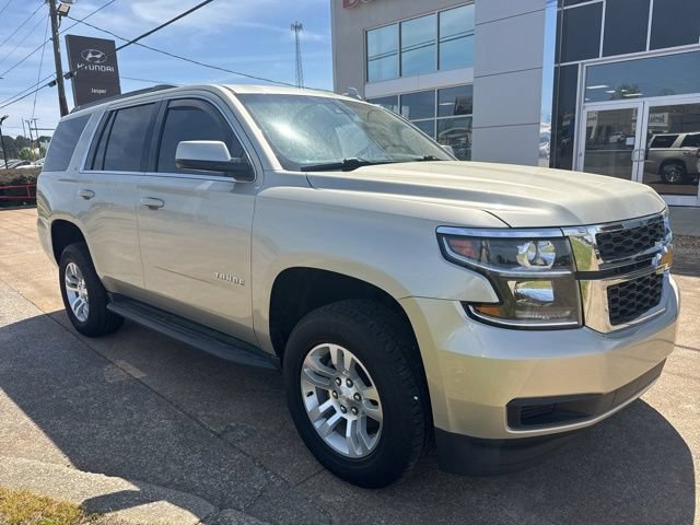 Used 2017 Chevrolet Tahoe LT RWD image 2