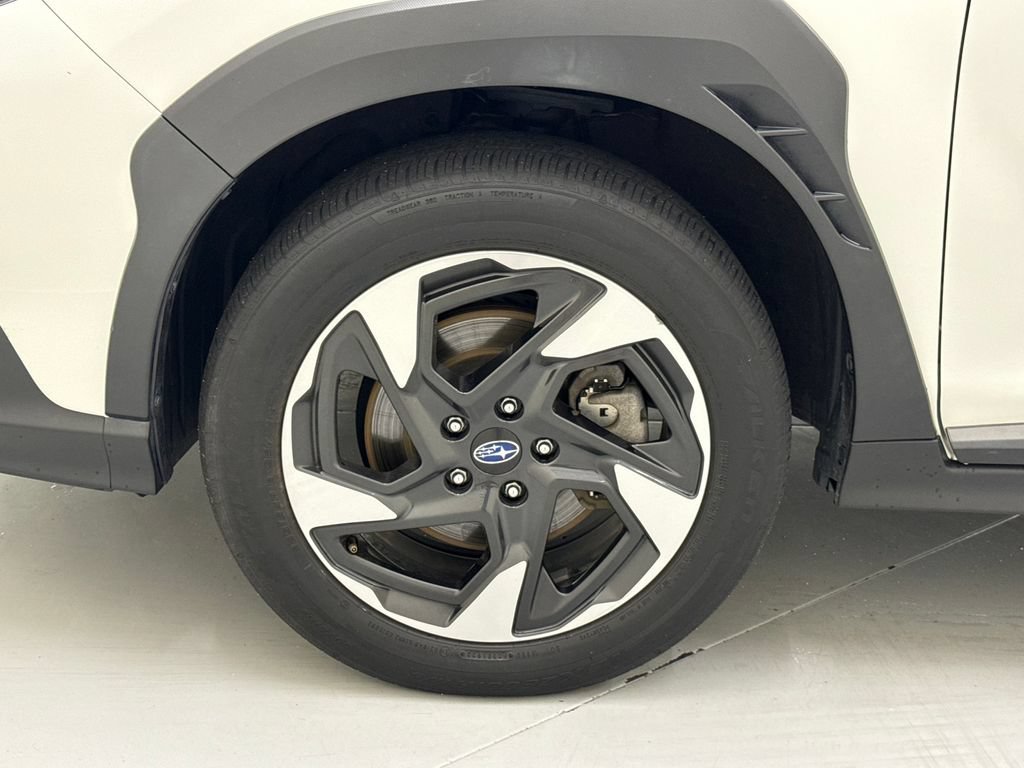 Certified 2024 Subaru Crosstrek 2.5i Limited w/ Crosstrek Mirror Package AWD/4WD image 11