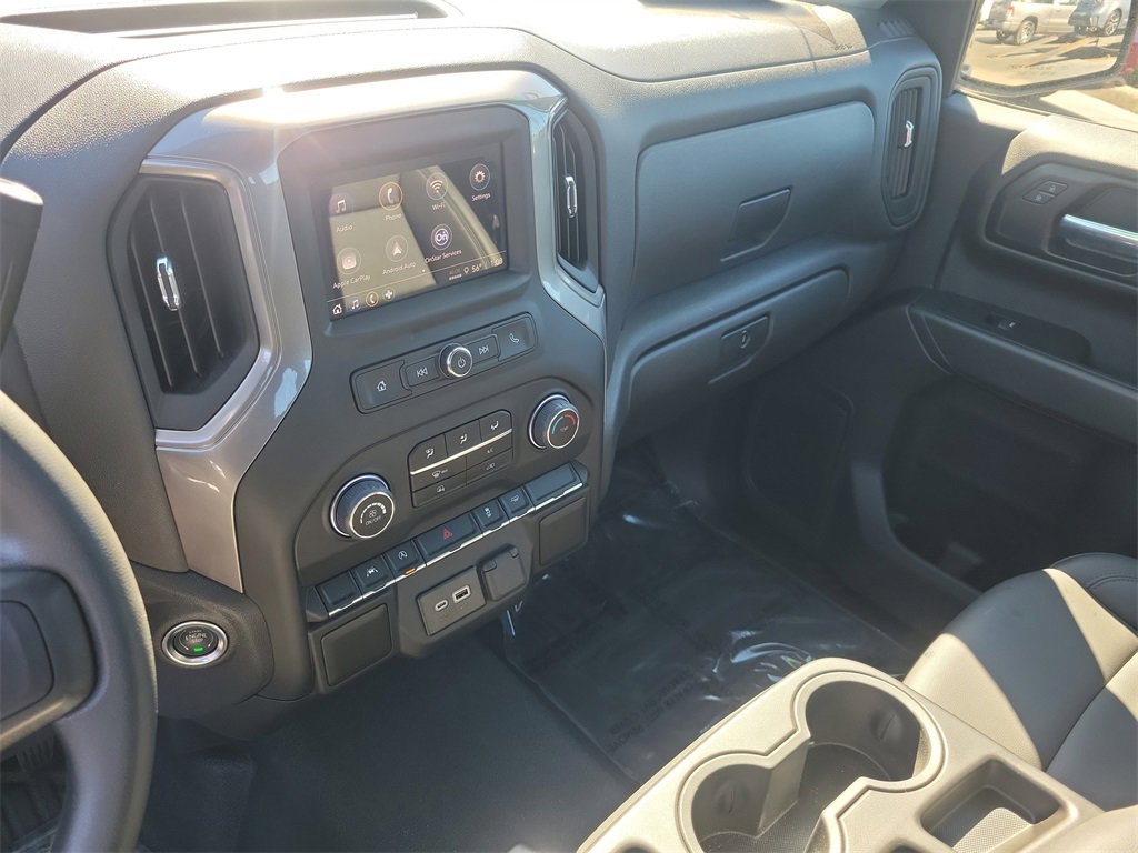 Used 2025 Chevrolet Silverado 1500 W/T image 33