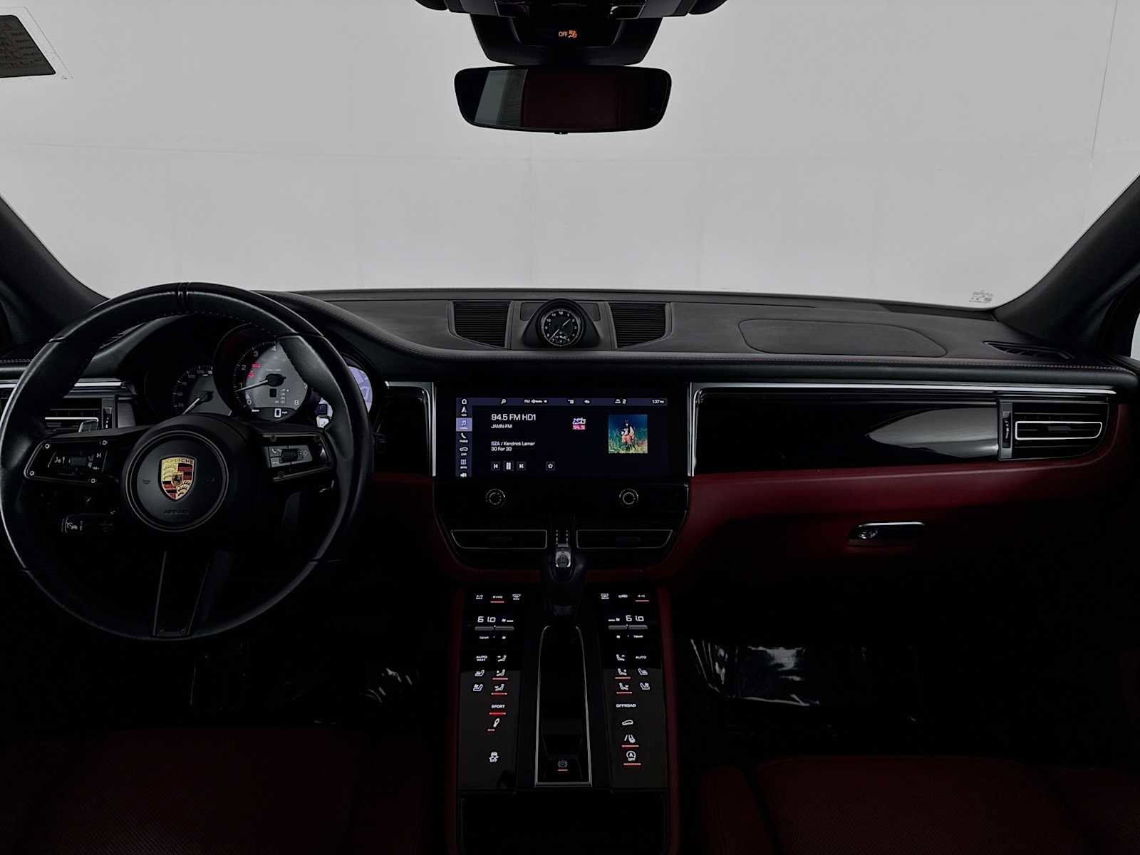 Used 2024 Porsche Macan S image 24