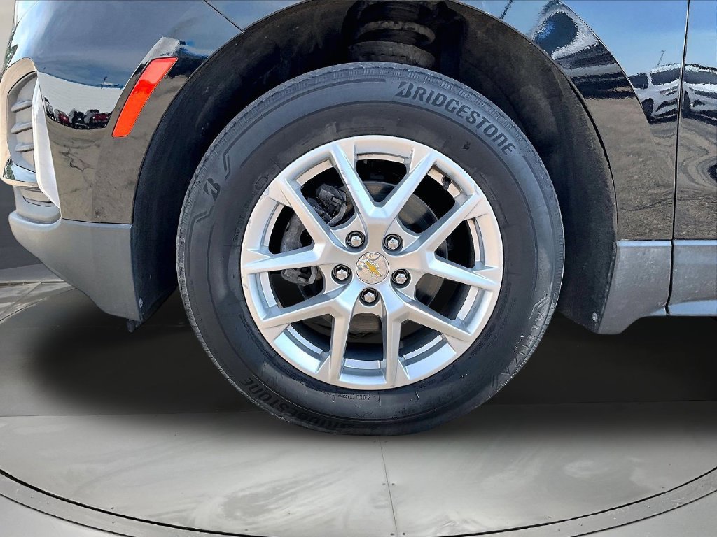 Used 2022 Chevrolet Equinox LT AWD/4WD image 36