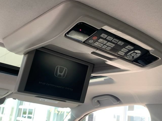 Used 2016 Honda Pilot Touring image 8