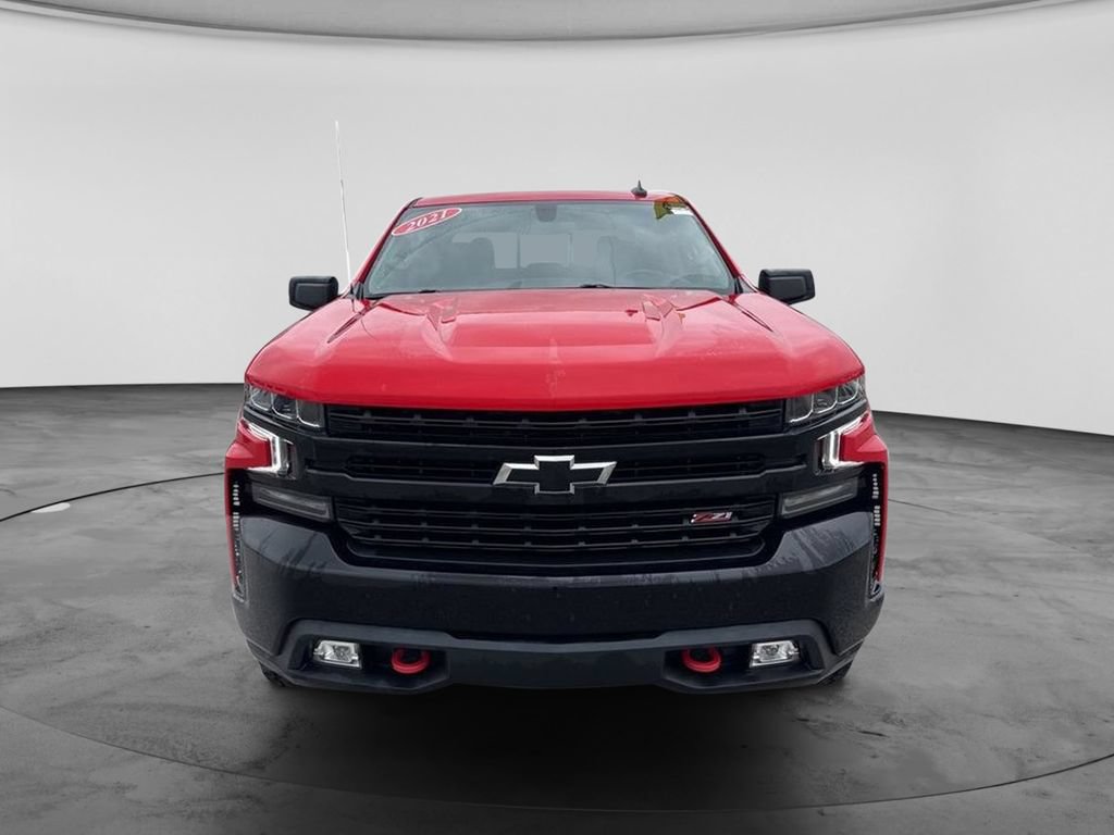 Used 2021 Chevrolet Silverado 1500 LT Trail Boss w/ Convenience Package II AWD/4WD image 2